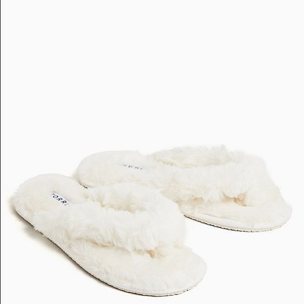 Torrid White Fuzzy Slippers 8.5